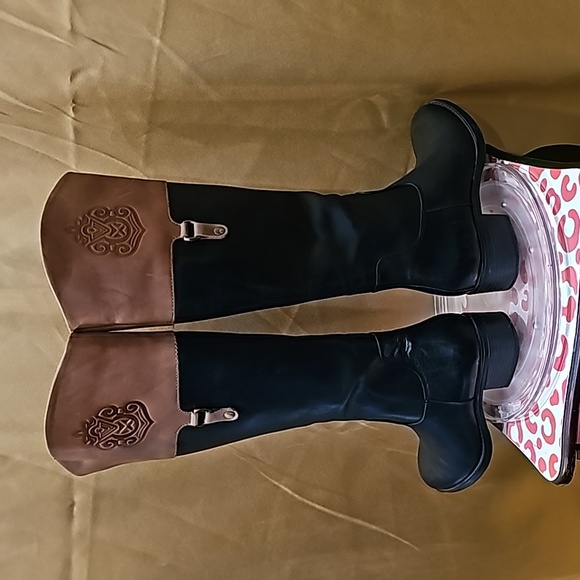 Franco Sarto Shoes - J Franco Sarto Clarity Black Acorn leather boots